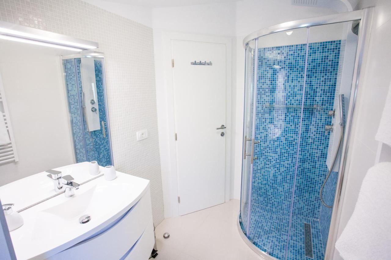 Apartman Anita 로고즈니차 외부 사진