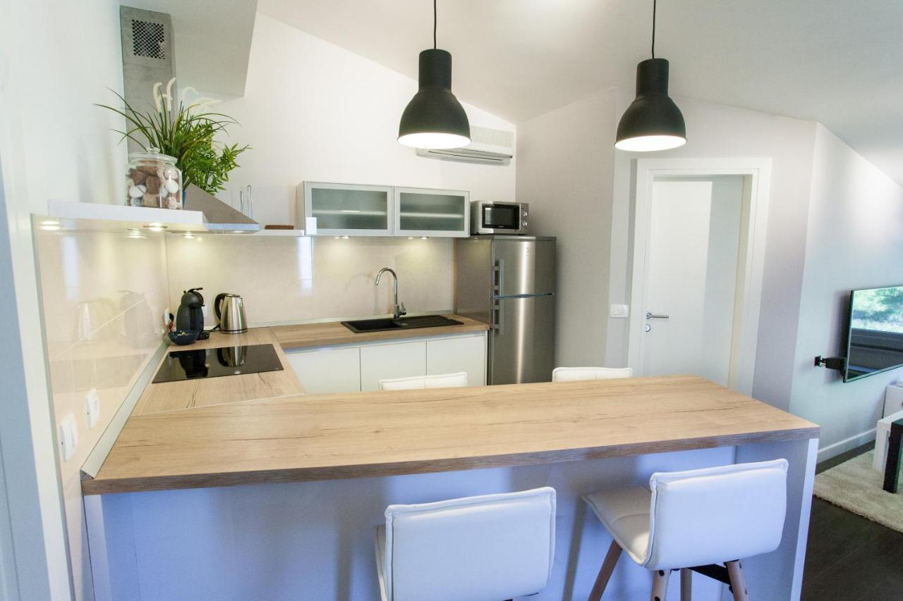 Apartman Anita 로고즈니차 외부 사진